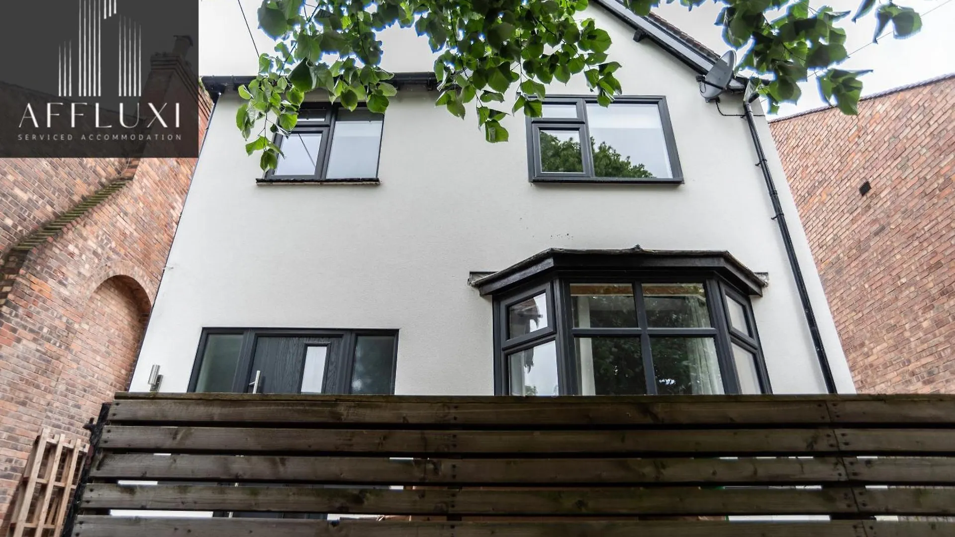 Holiday home Spacious Nottingham Home With Garden Sleeps 9